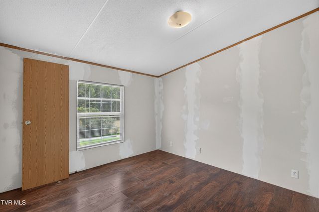 35 Wise Lane, Lebanon, VA 24266
