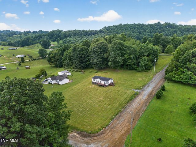 35 Wise Lane, Lebanon, VA 24266