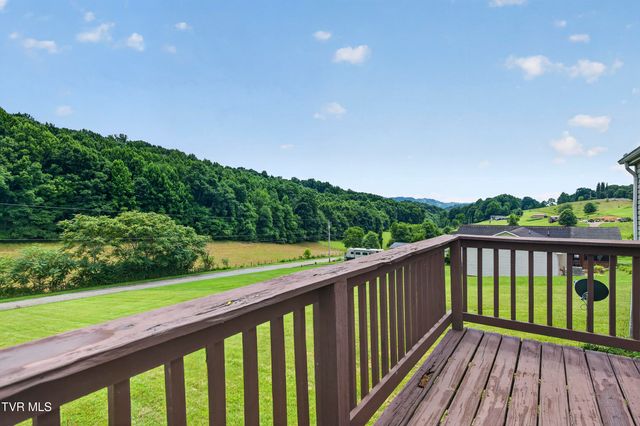 35 Wise Lane, Lebanon, VA 24266