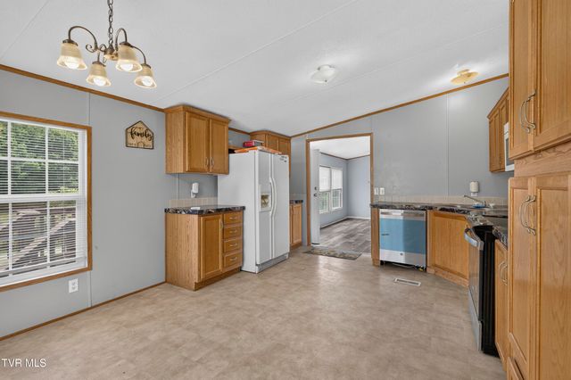 35 Wise Lane, Lebanon, VA 24266