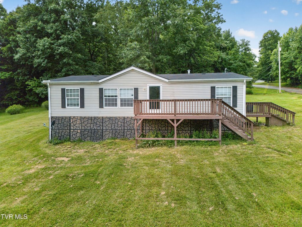 35 Wise Lane, Lebanon, VA 24266