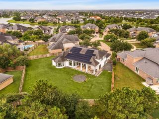 5007 Quiet Falls Lane, Fulshear, TX 77441