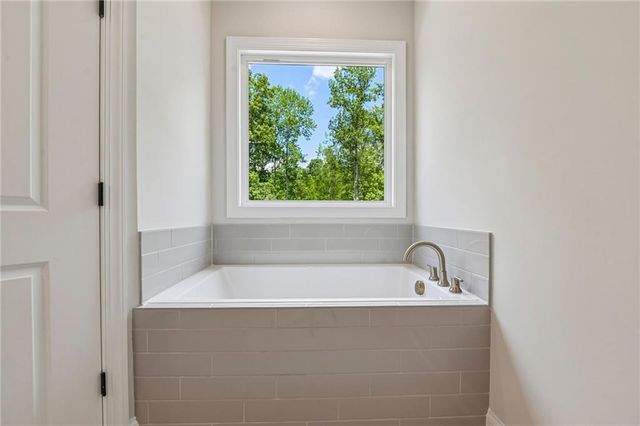 5679 Broad River View 438, Peachtree Corners, GA 30092