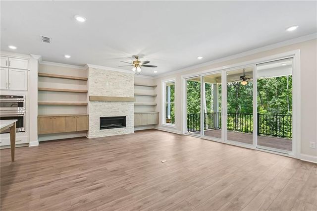 5679 Broad River View 438, Peachtree Corners, GA 30092