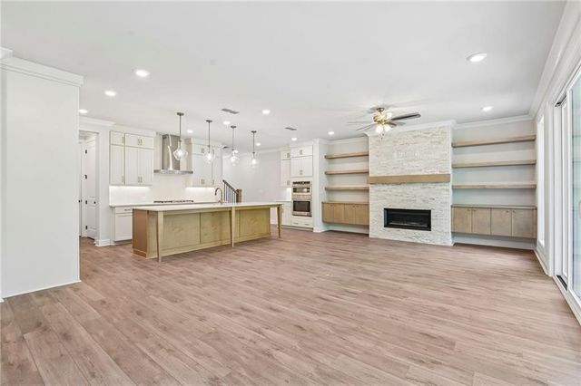 5679 Broad River View 438, Peachtree Corners, GA 30092