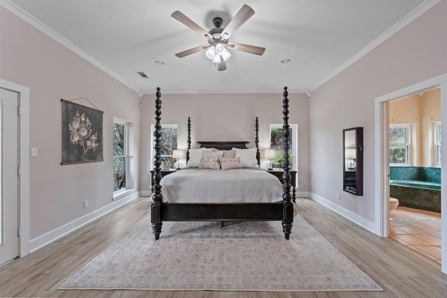 5926 Lakeside DR, Belton, TX 76513