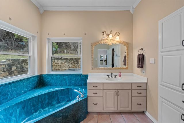 5926 Lakeside DR, Belton, TX 76513