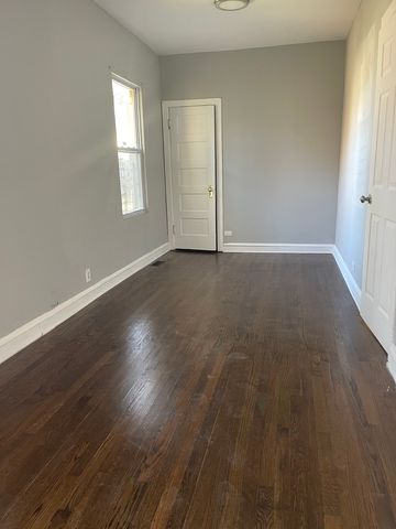 10730 S Lafayette Avenue, Chicago, IL 60628