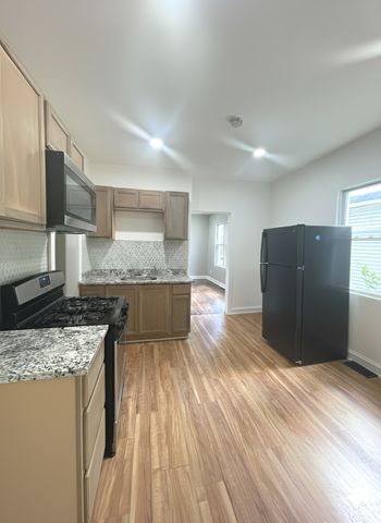 10730 S Lafayette Avenue, Chicago, IL 60628