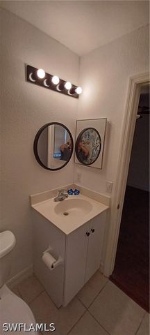 2330 Della DR, Naples, FL 34117