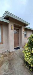 2330 Della DR, Naples, FL 34117