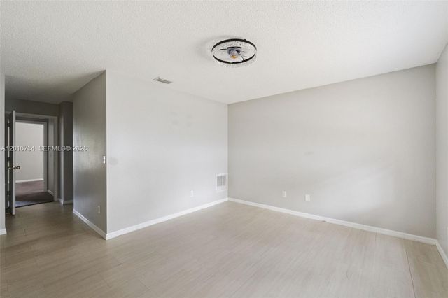 4598 Conway Landing Drive, Orlando, FL 32812