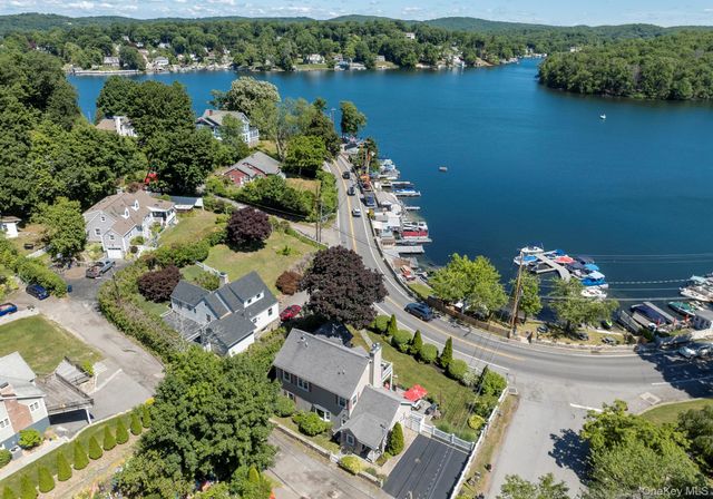 1 Colonial Drive, Mahopac, NY 10541