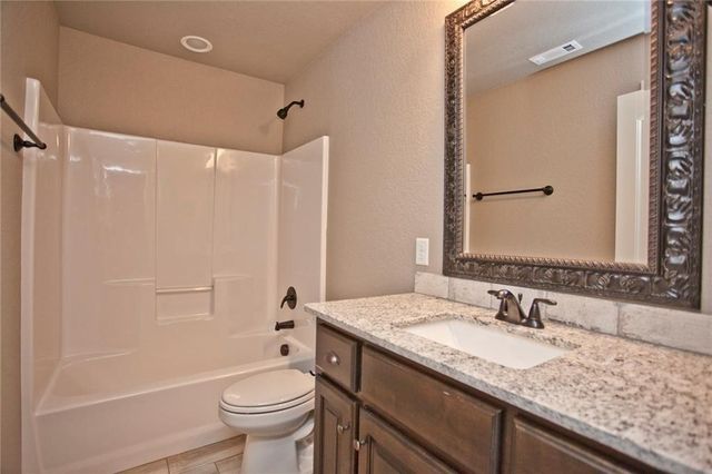 728 NW 64th Avenue, Bentonville, AR 72712