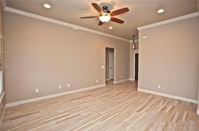 728 NW 64th Avenue, Bentonville, AR 72712