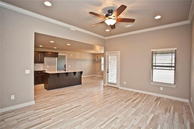 728 NW 64th Avenue, Bentonville, AR 72712