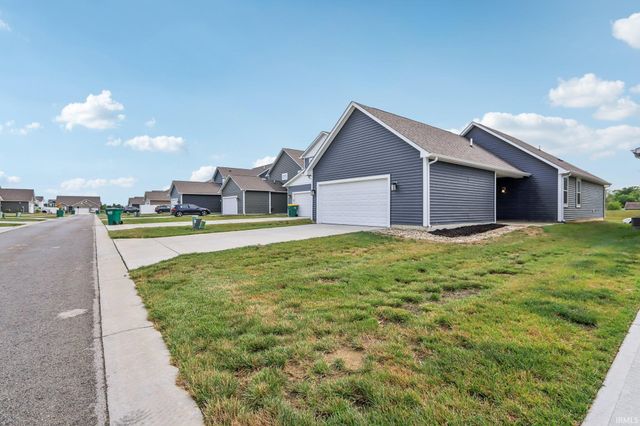 2606 Barstow Drive, Whitestown, IN 46075