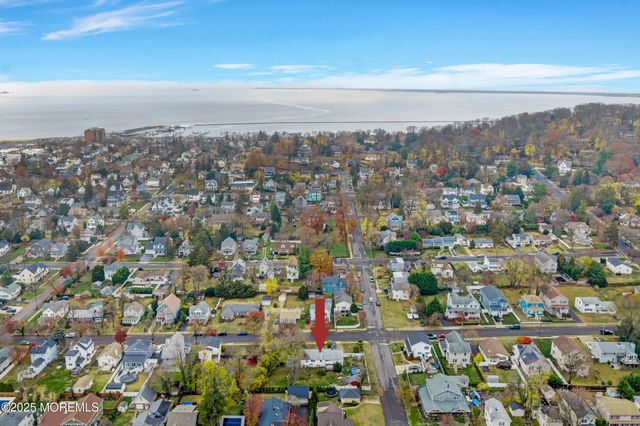 59 Asbury Avenue, Atlantic Highlands, NJ 07716