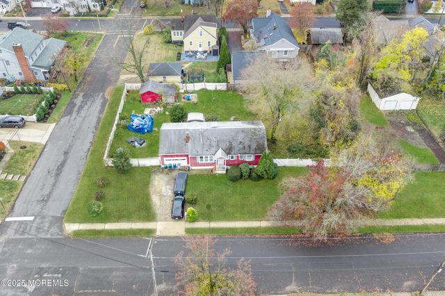 59 Asbury Avenue, Atlantic Highlands, NJ 07716