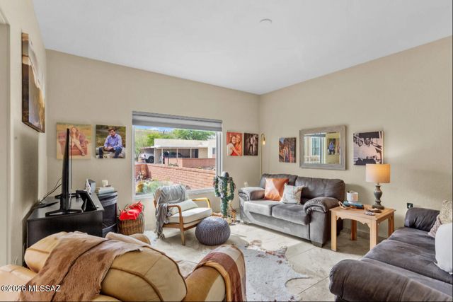 1424 N Rio Sonora, Green Valley, AZ 85614