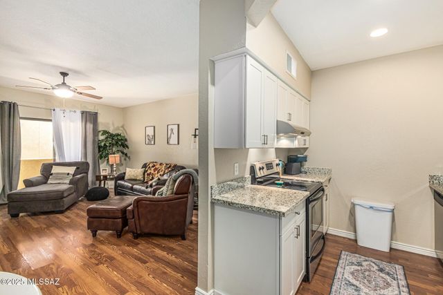 5500 N Valley View Rd Unit 218, Tucson, AZ 85718