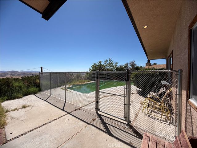 20 Hill Top Terrace, Barstow, CA 92311