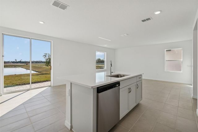 9018 OPTIMIST WAY, Palmetto, FL 34221