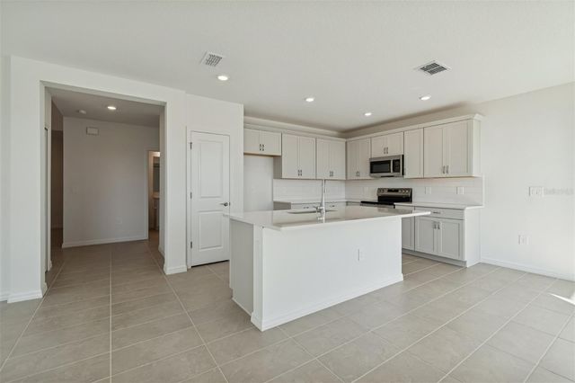 9018 OPTIMIST WAY, Palmetto, FL 34221