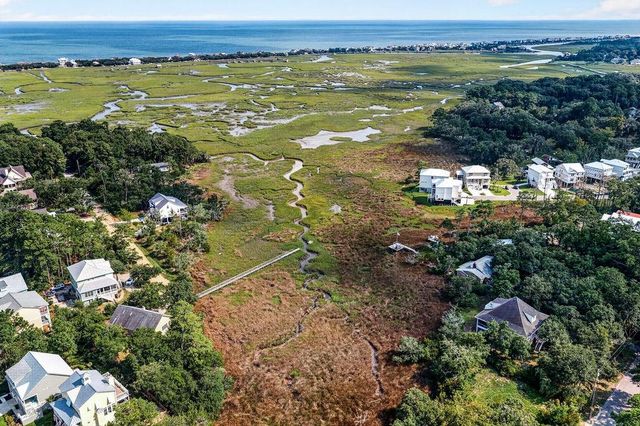 231 Watson Way, Pawleys Island, SC 29585