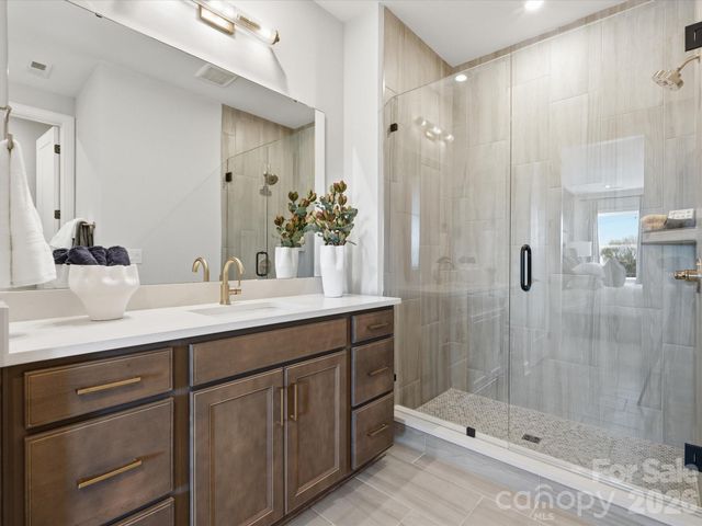 6020 Yellow Buckeye Drive, Charlotte, NC 28277