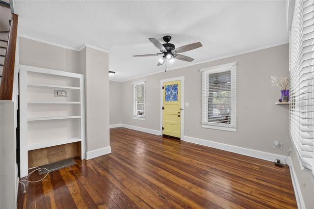 834 N ALEXANDER STREET, Mount Dora, FL 32757