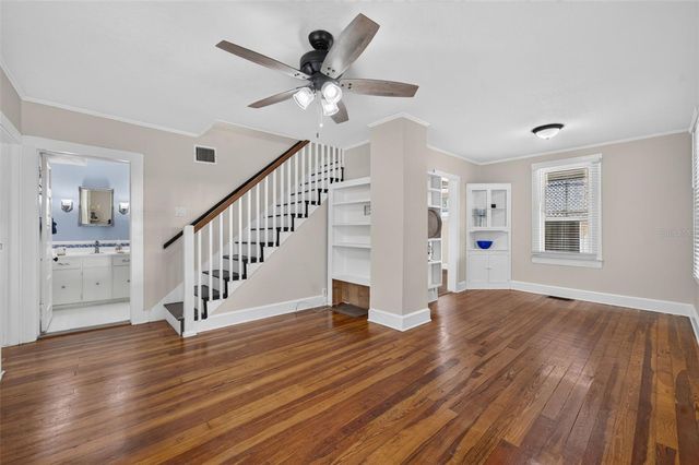834 N ALEXANDER STREET, Mount Dora, FL 32757
