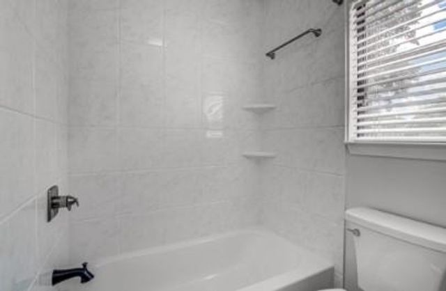 311 W Mary ST B, Austin, TX 78704