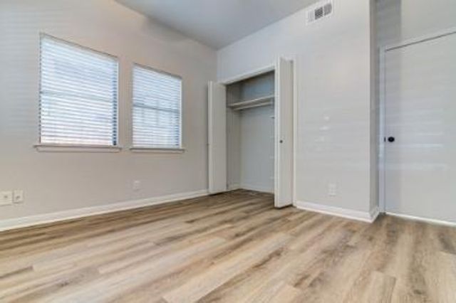 311 W Mary ST B, Austin, TX 78704