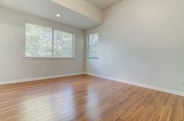 311 W Mary ST B, Austin, TX 78704