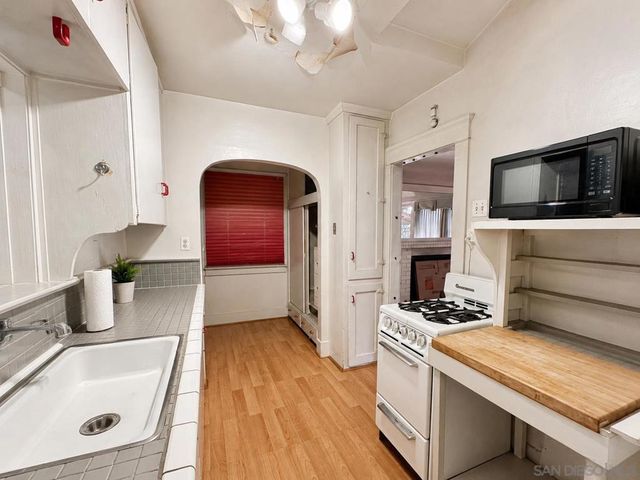 1831 Meade Ave, San Diego, CA 92116