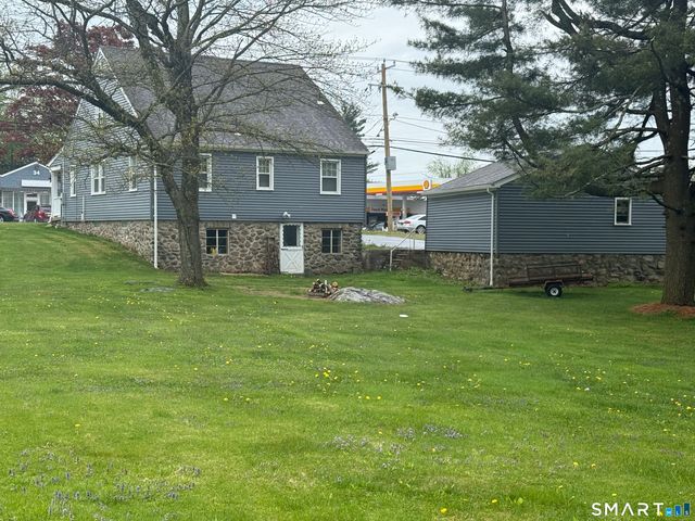 31 Waterbury Road, Prospect, CT 06712