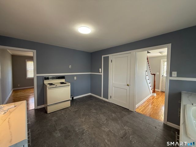 31 Waterbury Road, Prospect, CT 06712