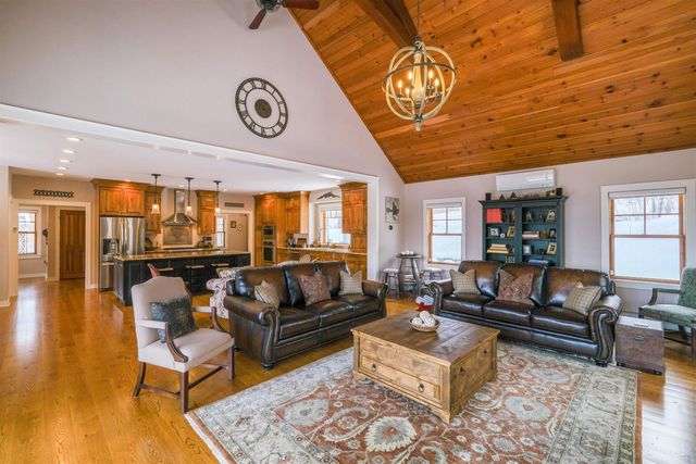 42 Deerfield Drive, Ludlow, VT 05149