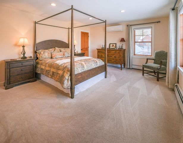 42 Deerfield Drive, Ludlow, VT 05149