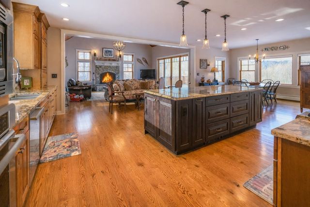 42 Deerfield Drive, Ludlow, VT 05149