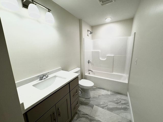 78 Arlington St 2, Taunton, MA 02780