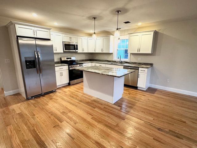 78 Arlington St 2, Taunton, MA 02780