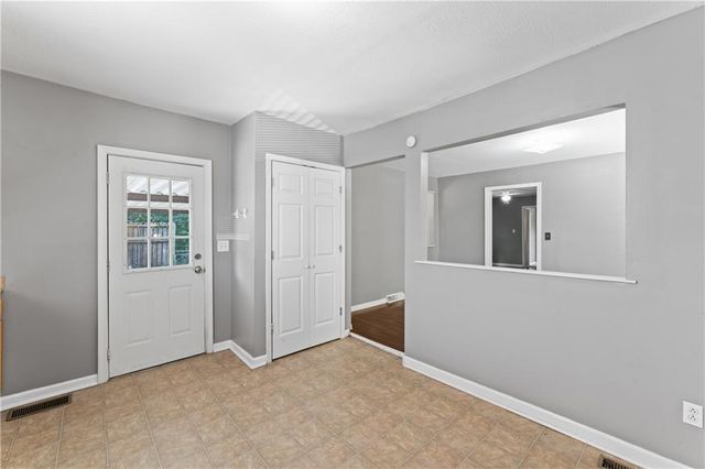 1700 Lawrence Avenue, Leavenworth, KS 66048