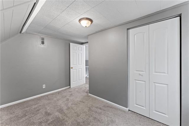 1700 Lawrence Avenue, Leavenworth, KS 66048