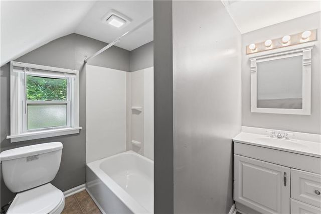 1700 Lawrence Avenue, Leavenworth, KS 66048