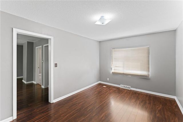 1700 Lawrence Avenue, Leavenworth, KS 66048