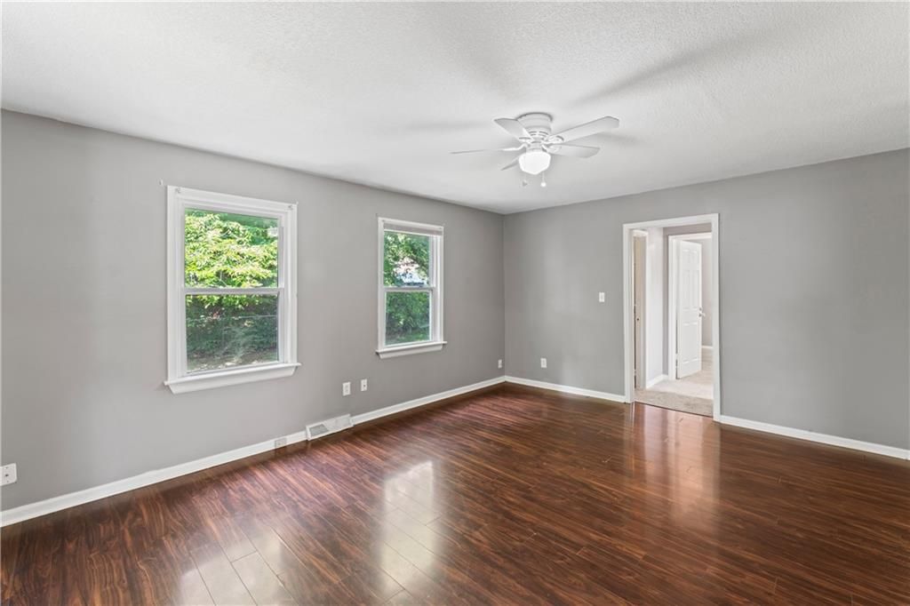 1700 Lawrence Avenue, Leavenworth, KS 66048