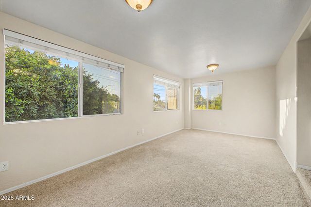 1124 N ROBIN Lane, Mesa, AZ 85213