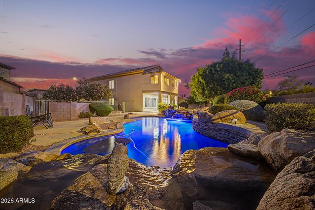 1124 N ROBIN Lane, Mesa, AZ 85213